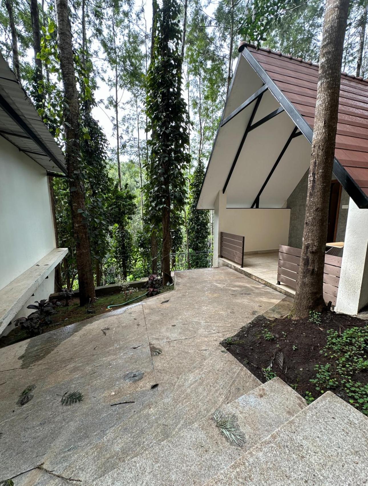 100 Oaks Estate Hotel Йеркауд Екстериор снимка
